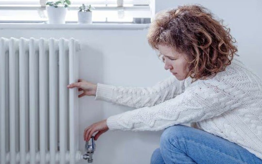 Mon chauffage fait du bruit la nuit : causes et solutions