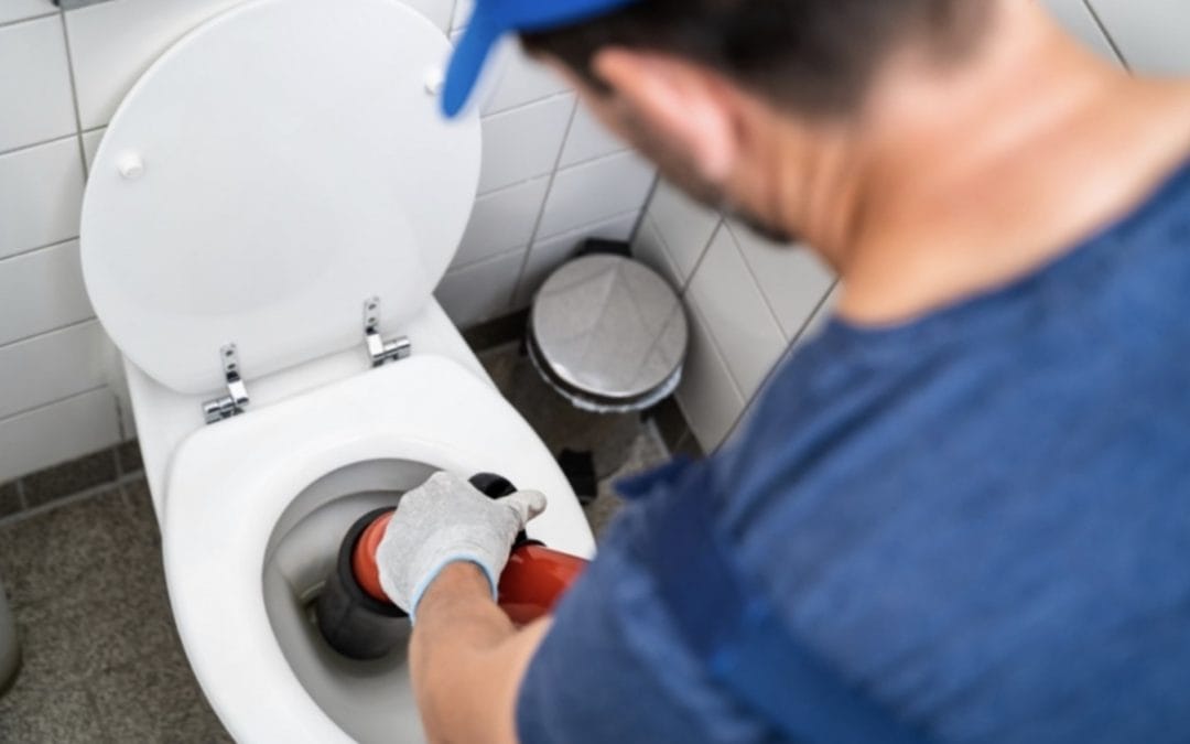 WC bouché en immeuble : problème privatif ou colonne commune ?