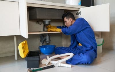 Canalisation qui se rebouche régulièrement après un débouchage : quelles causes ?